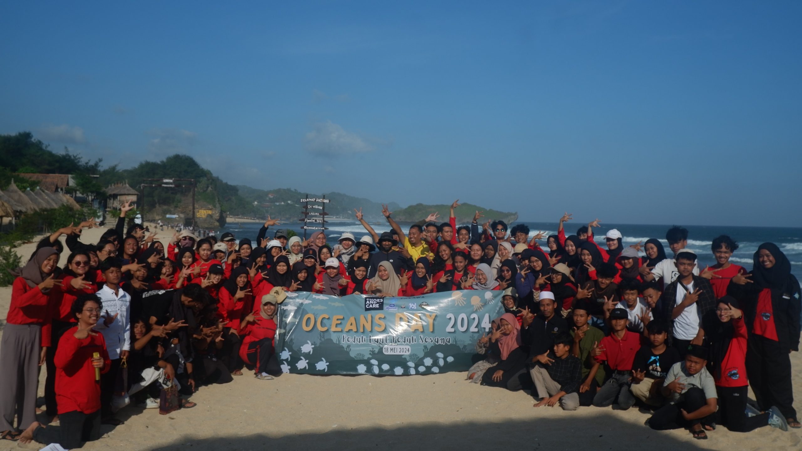 Memperingati Hari Laut Sedunia bersama KSK Biogama di Oceans Day 2024